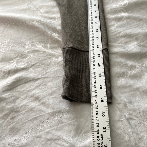 Bluenotes Women's Large Long Sleeve Open Shrug Draped Collar Gray Below Waist - Picture 10 of 12